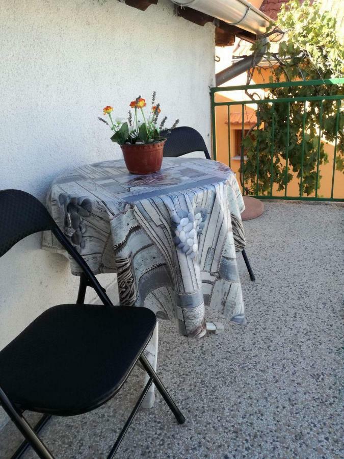 Apartmani Vodice Ngoại thất bức ảnh